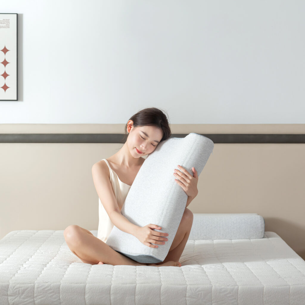 Memory foam Pillow by Shanghai Jiuyum International Co., Ltd